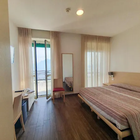 Casa Immacolata Hotel *